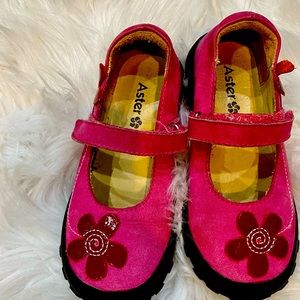 Shoes for your beautiful daughter!